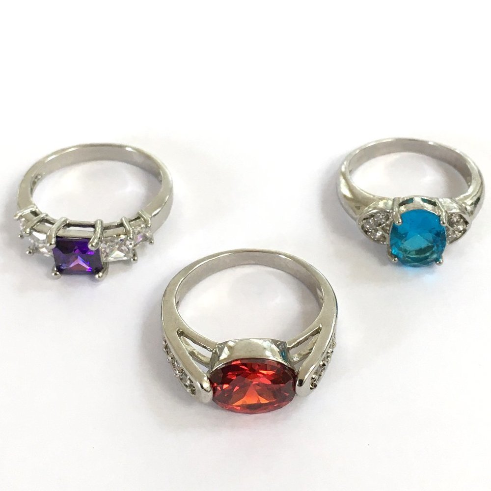 Bundle of three rings